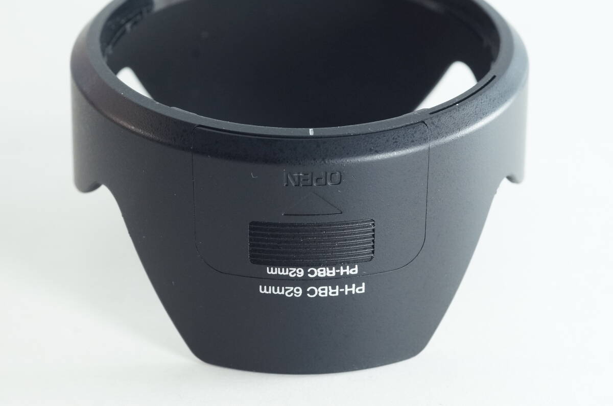 Aazon.co : Pentax PH-RBC62 Lens Hood (62) for DA 18-135 WR (Black Aazon.co : Pentax PH-RBC62 Lens Hood (62) for DA 18-135 WR (Black