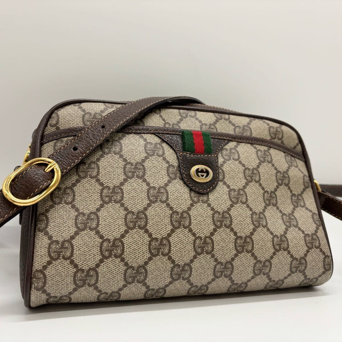 美品 GUCCI グッチ ショルダーバッグ ポシェット GGスプリーム PVC
