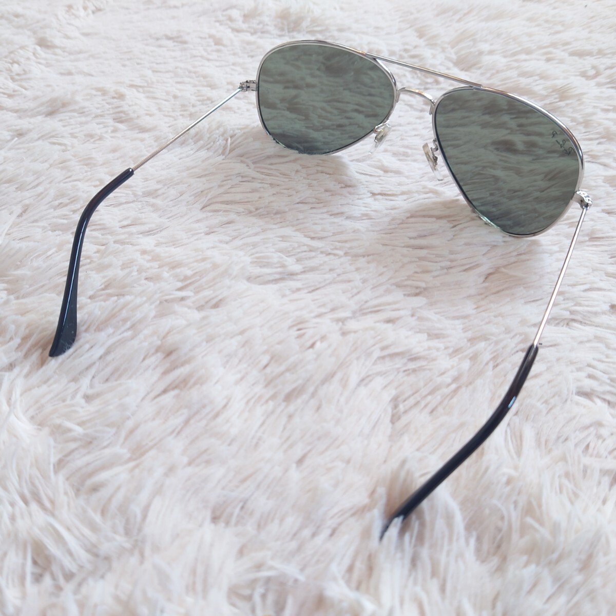 Ray-Ban シルバー サングラス ケース付き - メルカリ Ray-Ban シルバー 