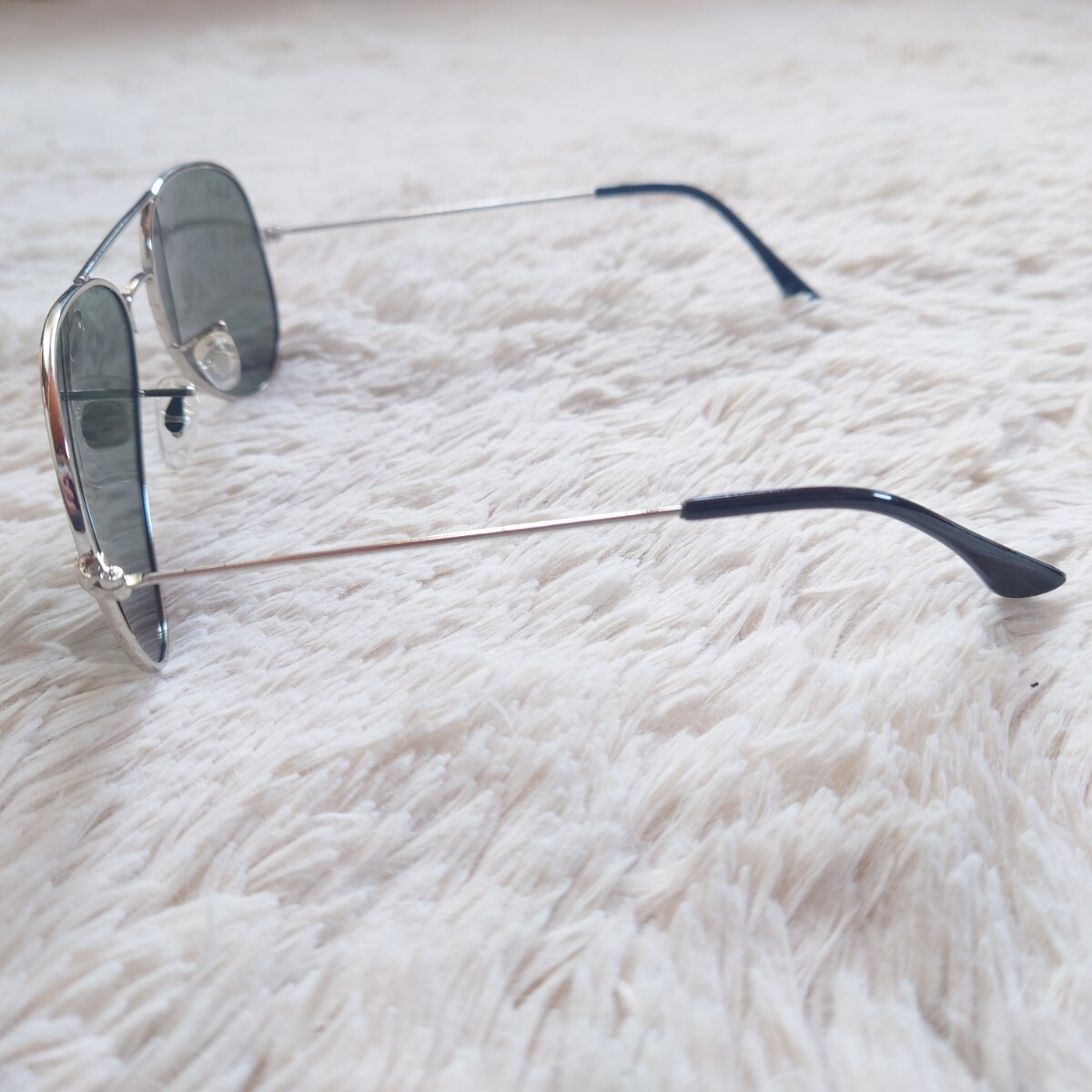 Ray-Ban シルバー サングラス ケース付き - メルカリ Ray-Ban シルバー 