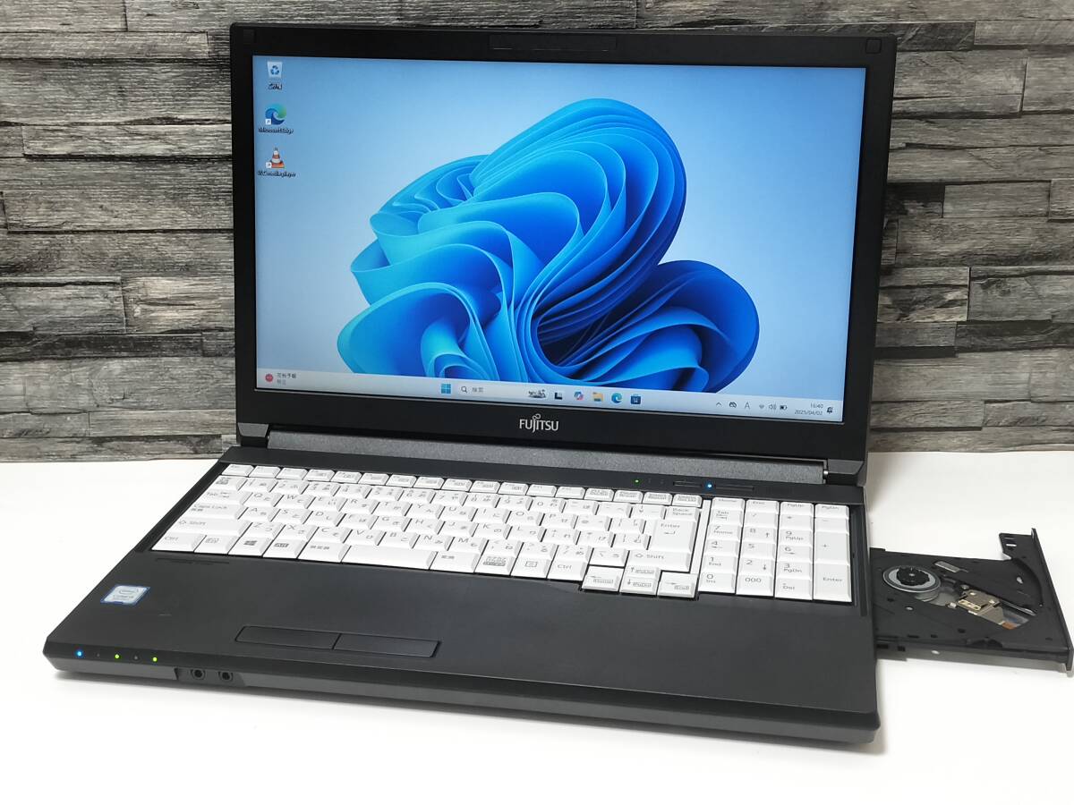 ★2019年12月製★Windows11正式対応モデル★富士通★第8世代 Core i5-8265U★高速SSD256GB★メモリ8GB★Wi-Fi★Bluetooth★バッテリー良好_1