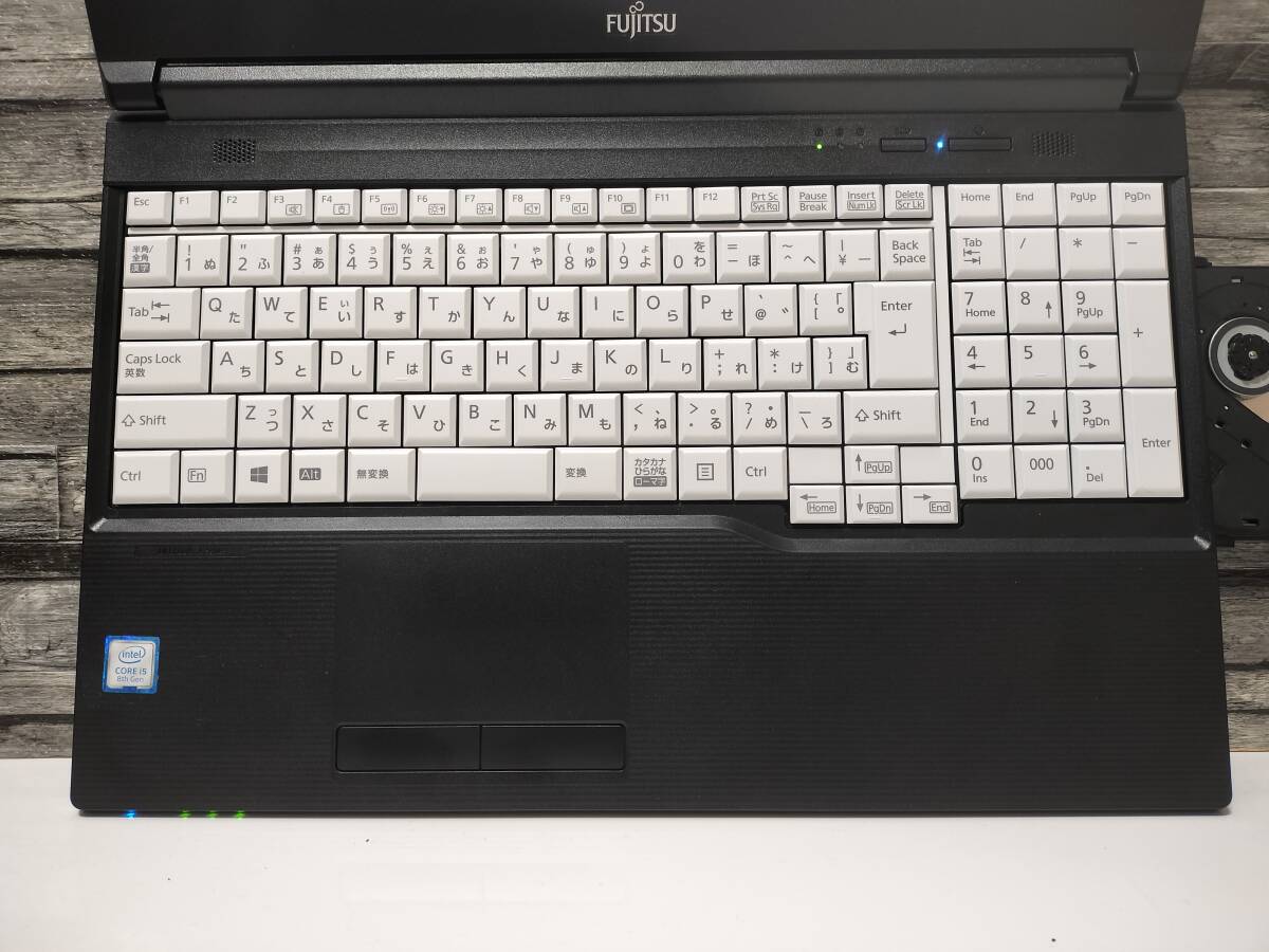 ★2019年12月製★Windows11正式対応モデル★富士通★第8世代 Core i5-8265U★高速SSD256GB★メモリ8GB★Wi-Fi★Bluetooth★バッテリー良好_3