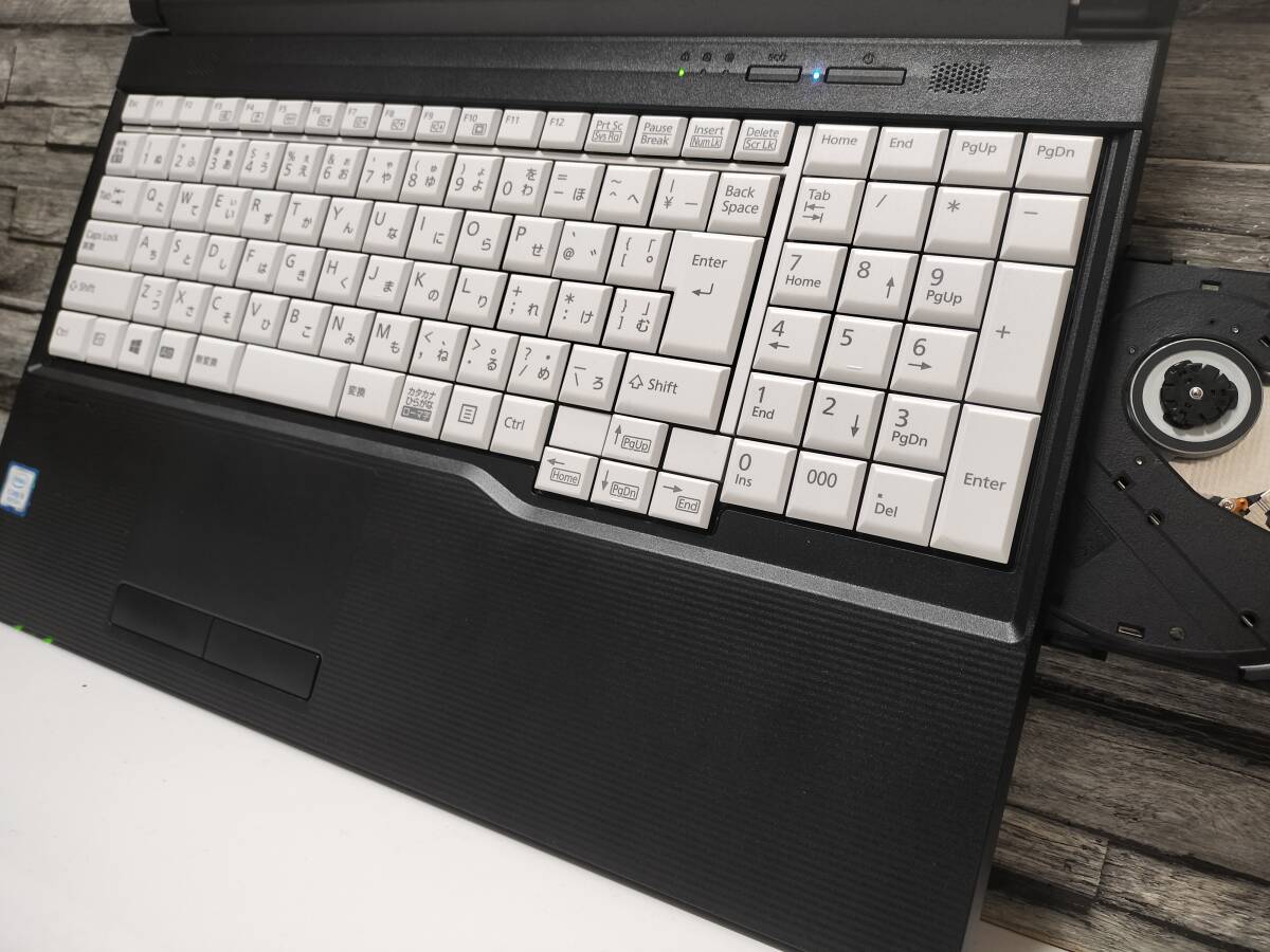 ★2019年12月製★Windows11正式対応モデル★富士通★第8世代 Core i5-8265U★高速SSD256GB★メモリ8GB★Wi-Fi★Bluetooth★バッテリー良好_5