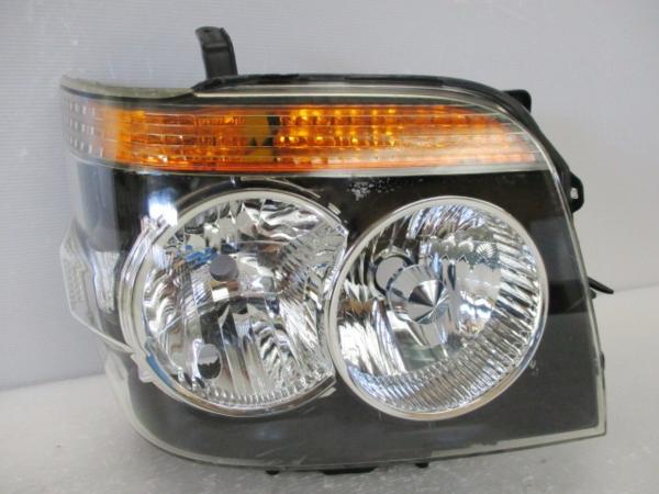 アトレーワゴン S321G 純正 右 ヘッドライト HID (n078857)
