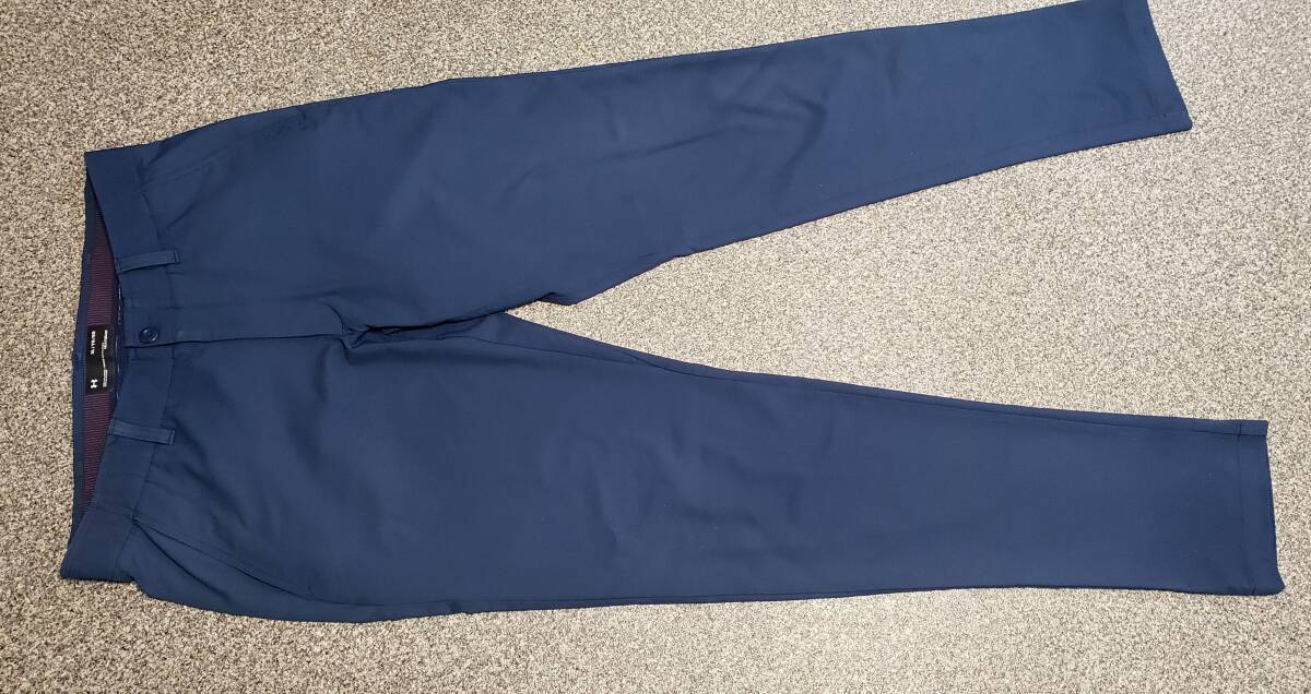 送料無料　アンダーアーマー　ゴルフパンツ 　ストレッチ　ラウンド　XL　ネイビー　_4