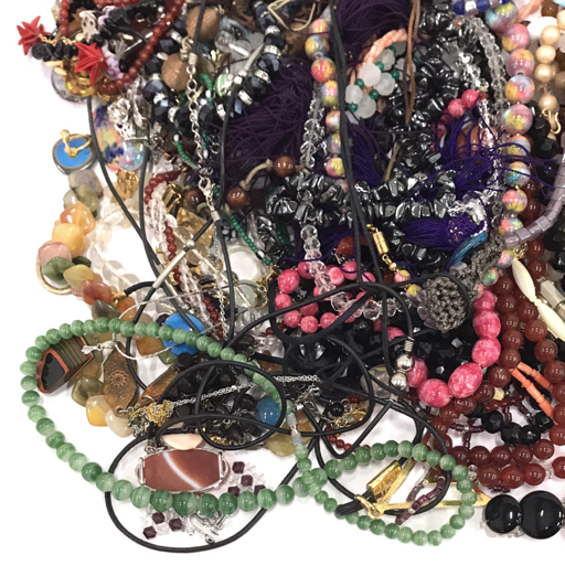 イミテーションコーラル / 色石 他 イヤリング ネックレス 等 アクセサリー 総重量約2.3kg まとめ セット 現状品_4