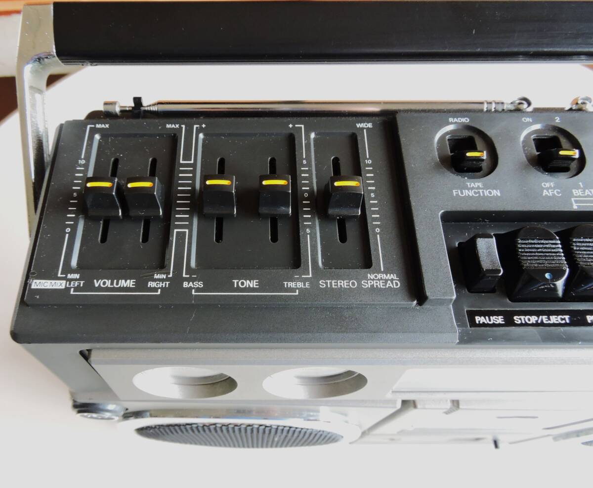 70s 3バンド・ラジオ ビンテージ ラジカセ NEC RMS-1100R 整備済 動作