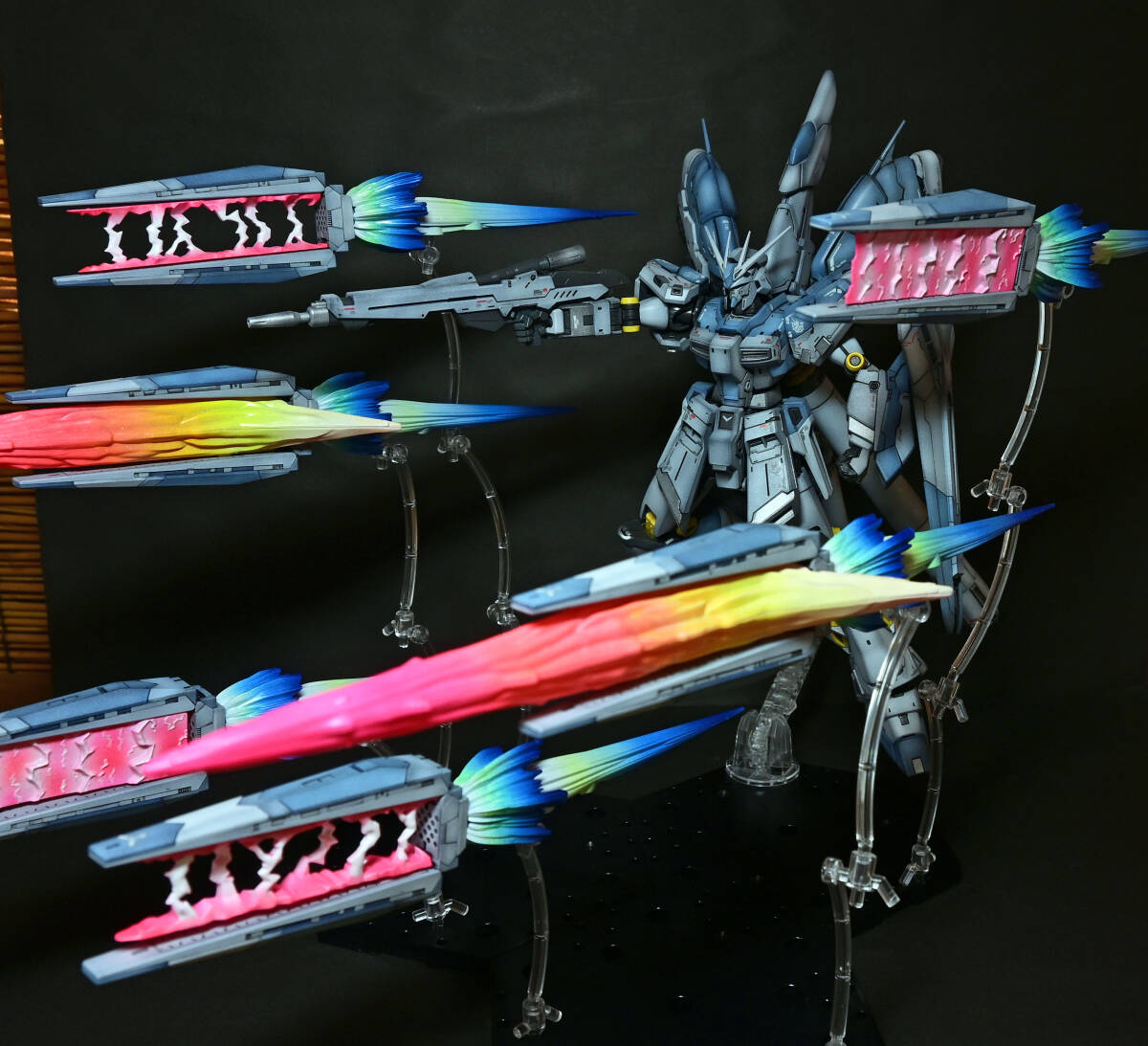 RG 1/144 RX-93-V2 Hi-vガンダム + フィン・ファンネルエフェクトセット 全塗装 完成品_5