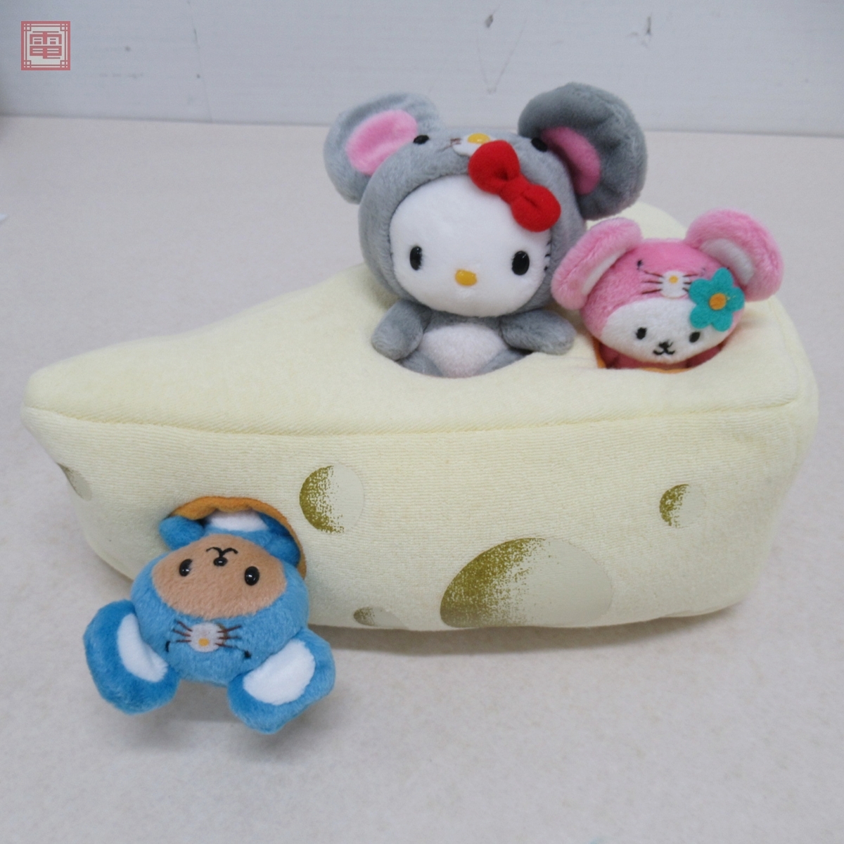 ハローキティ QBBチーズ サンリオ ぬいぐるみ 2001 ねずみ 非売品 当選