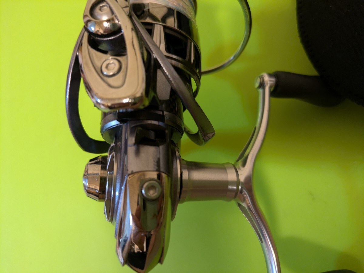 中古　12 イグジスト　2508PE DH ダイワ　ラインローラー固着_7