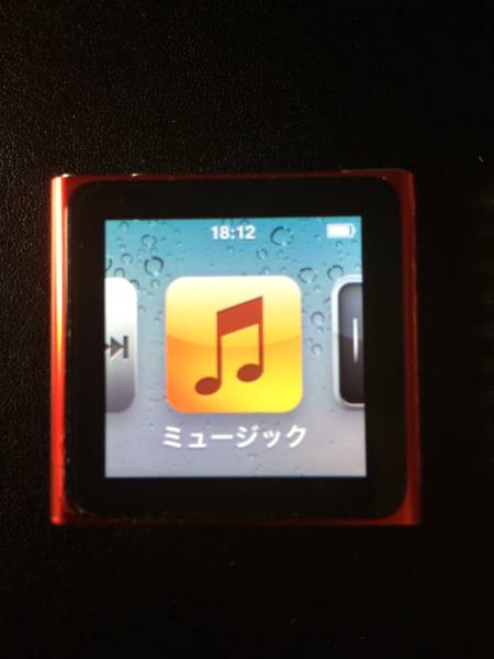 Apple iPod nano (第６世代) レッド ８GB