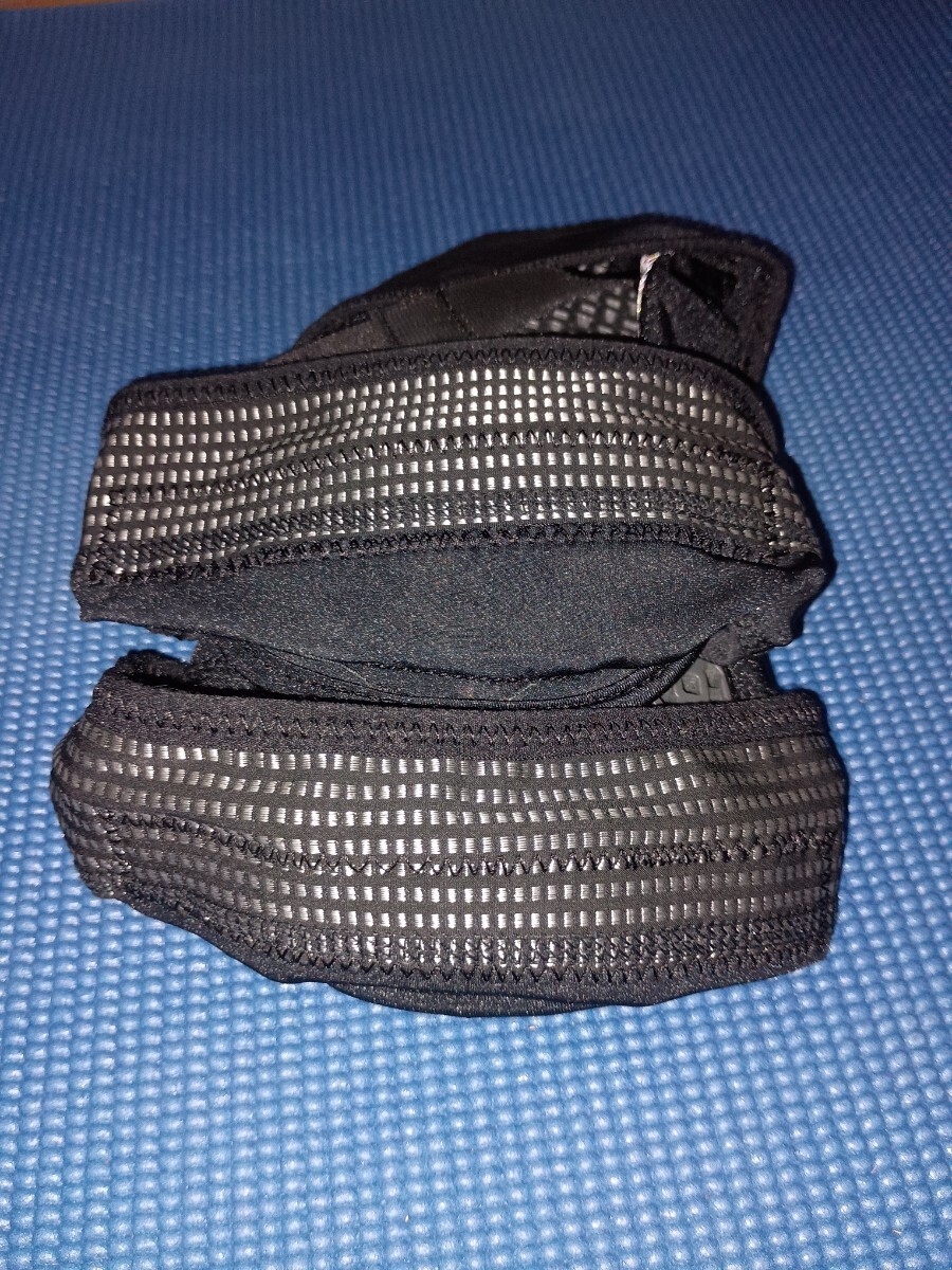 コミネ　SK-827 エアスルーCE サポートニーガードフィット　多数通気孔　CE規格　膝プロテクター。 サポータータイプ軽量薄_7