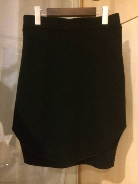 カルヴェンCARVENニットタイトスカート 黒 acne msgm好きにも