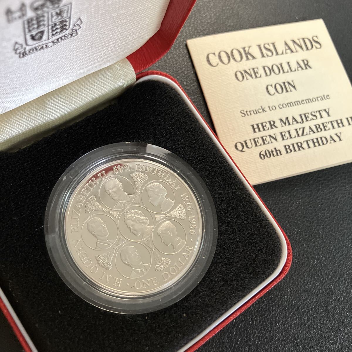 1986年 クック諸島 エリザベス2世女王生誕60周年記念 1ドル銀貨 ケース