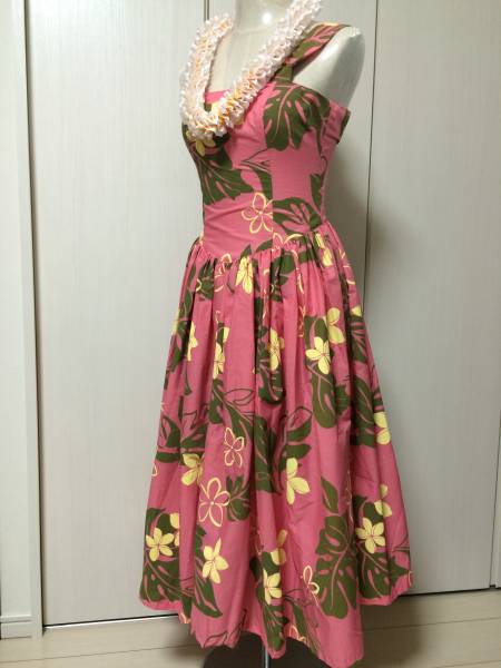 フラダンス ドレス ムームー ワンピース ピンク ハワイ パウ フラダンス 売買されたオークション情報 Yahooの商品情報をアーカイブ公開 オークファン Aucfan Com