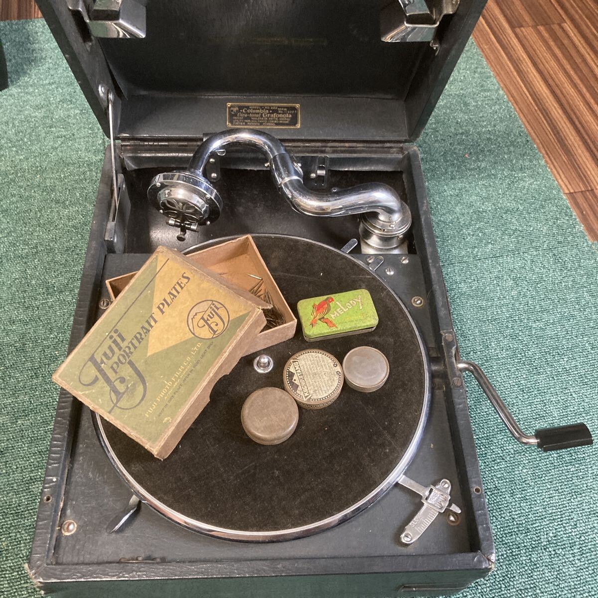 1930年代 ビンテージ Columbia コロンビア ポータブル 蓄音機 MODEL-NO