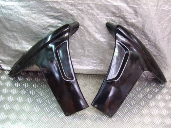 い1113　Gマジェスティ250.SG15J.社外.エアロ サイドカウル左右
