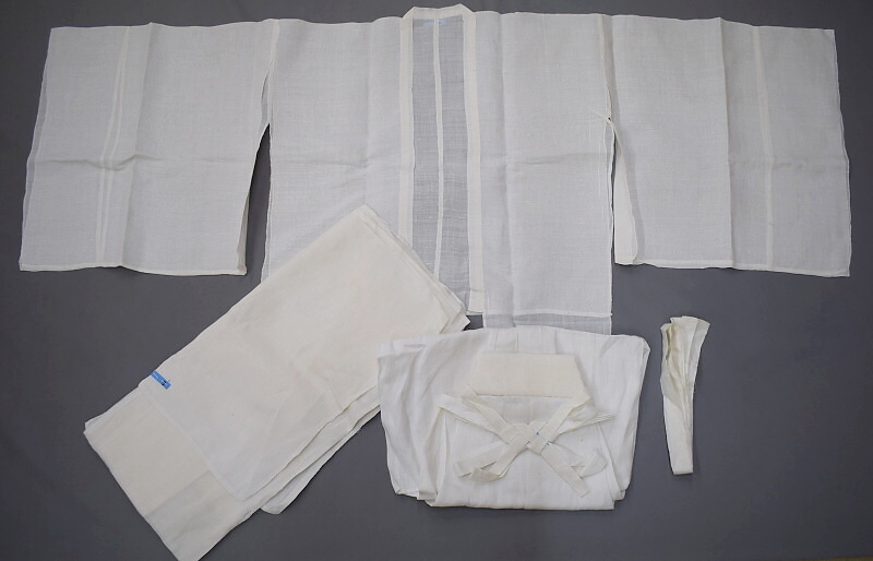 B10-9 凛々 品 本麻 神職用 着物 羽織 袴 3点組 白色 /衣装 装束 神事 神社 宮司 神主 浄衣(一般)|売買されたオークション ...