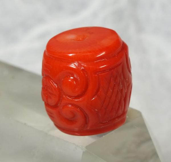 1円～■龍香堂■ 飾り彫り入り赤珊瑚管玉（20ｍｍ） 即決