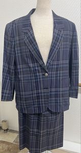 中古品 BURBERRY バーバリー　スーツ　ジャケット　セットアップ　チェック柄　夏用　青