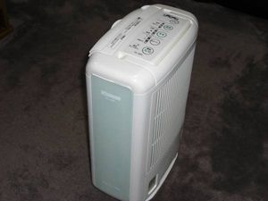 ZOJIRUSHI 除湿乾燥機 RV-JB60 衣類乾燥機 中古のYahoo!オークション 