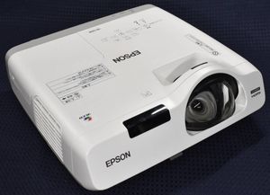 EPSON エプソン プロジェクター EB-535W 3400lm WXGA 3.7kg デスクトップ型超短焦点 HDMI
