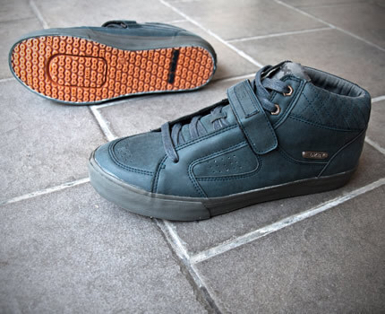 【新品】DZR MAMBA EU41(25.4cm)SPD ビンディングシューズ 26.5