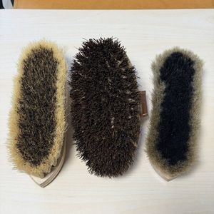 【乗馬用品】ブラシ3点セット（根ブラシx2、毛ブラシx1）