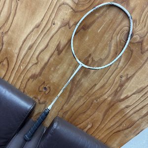 YONEX ヨネックス バドミントンラケット VOLTRIC70 バドミントン