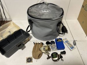 【釣り具 小物 本体 まとめ タカ産業 活アジブクバケツ リール エアーポンプ 他】