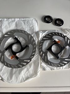 SHIMANO（シマノ） RTCL800センターロック ローター160mm ＋ 140mm セット（内セレーショ