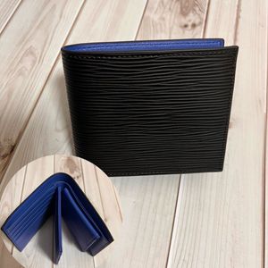 新作品　黒/ブルー　数量限定　無くなり次第終了　レザー/革 二つ折り財布　小銭入れ　コ