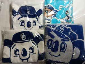 【レア】中日新聞　中日ドラゴンズ　ドアラ　タオル　4枚セット　新品未開封　非売品！