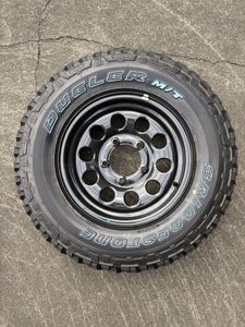 未使用品 ジムニー ノマド シエラ スペアタイヤ 1本 タイヤ ホワイトレター ブリヂストン