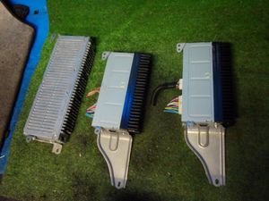 (A04658-H)クラウンアスリート（GRS204）200系★トヨタ★純正★オーディオアンプ★３点セ