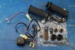 スズキ純正アドレス110用グリップヒーター未使用品