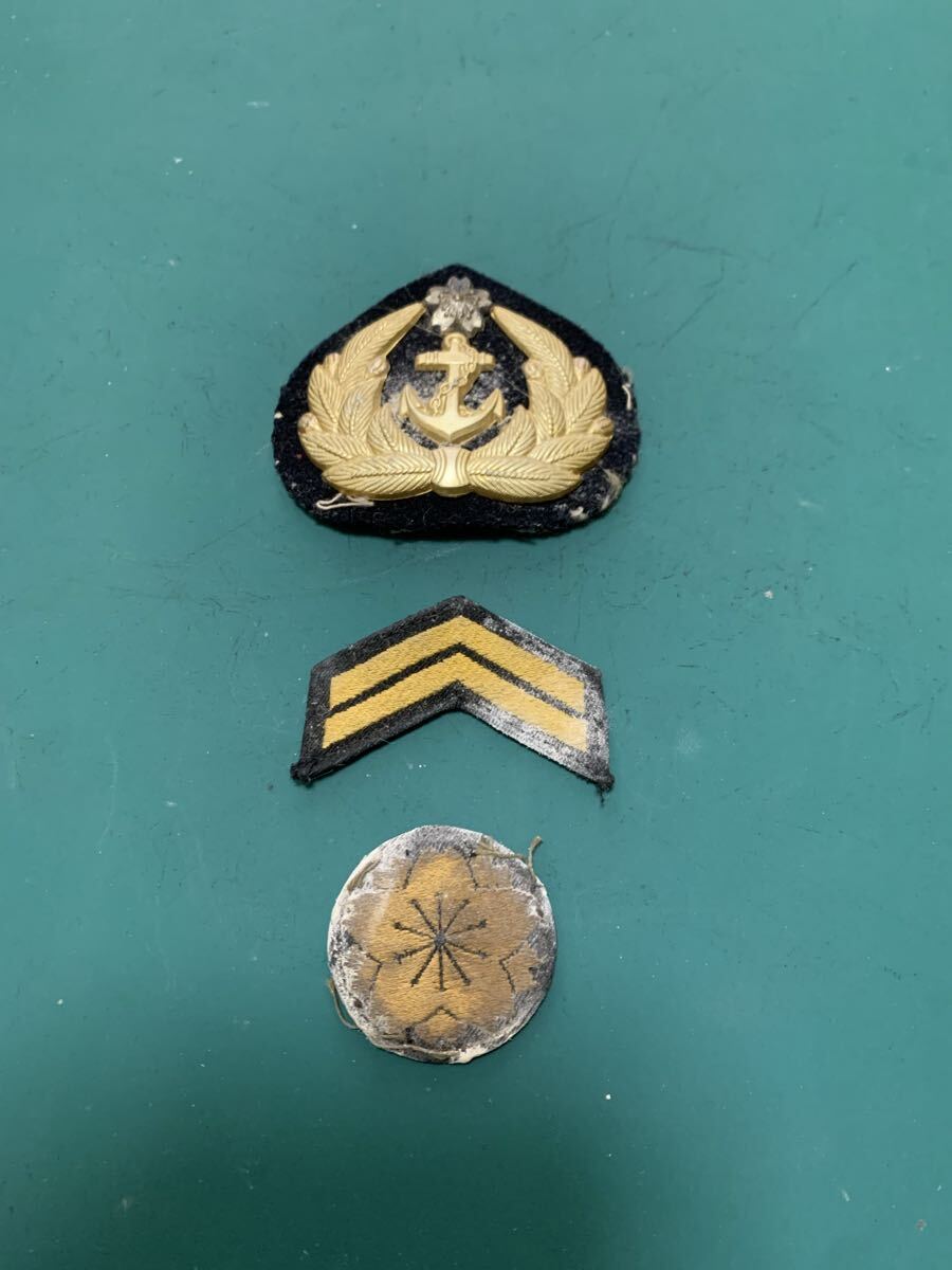 日本海軍階級章の値段と価格推移は？｜1件の売買データから日本海軍