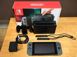 Nintendo Switch グレー 中古の値段と価格推移は？｜117件の売買データ
