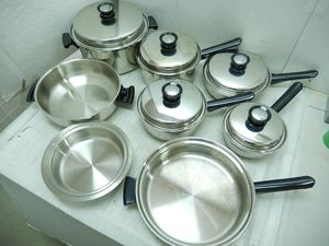 アムウェイ 両手鍋の値段と価格推移は？｜135件の売買データから