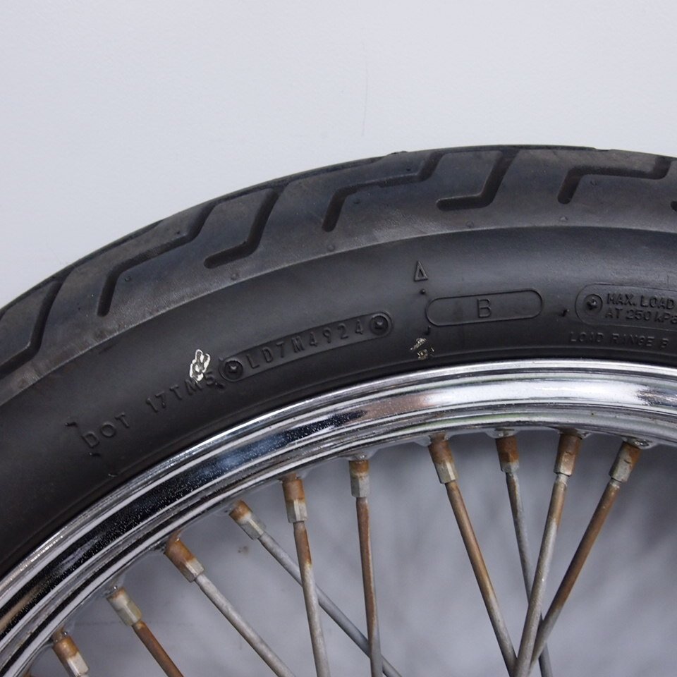 スティード400 VLX NC26純正フロントホイール 前ホイール19x2.15 D.I.D