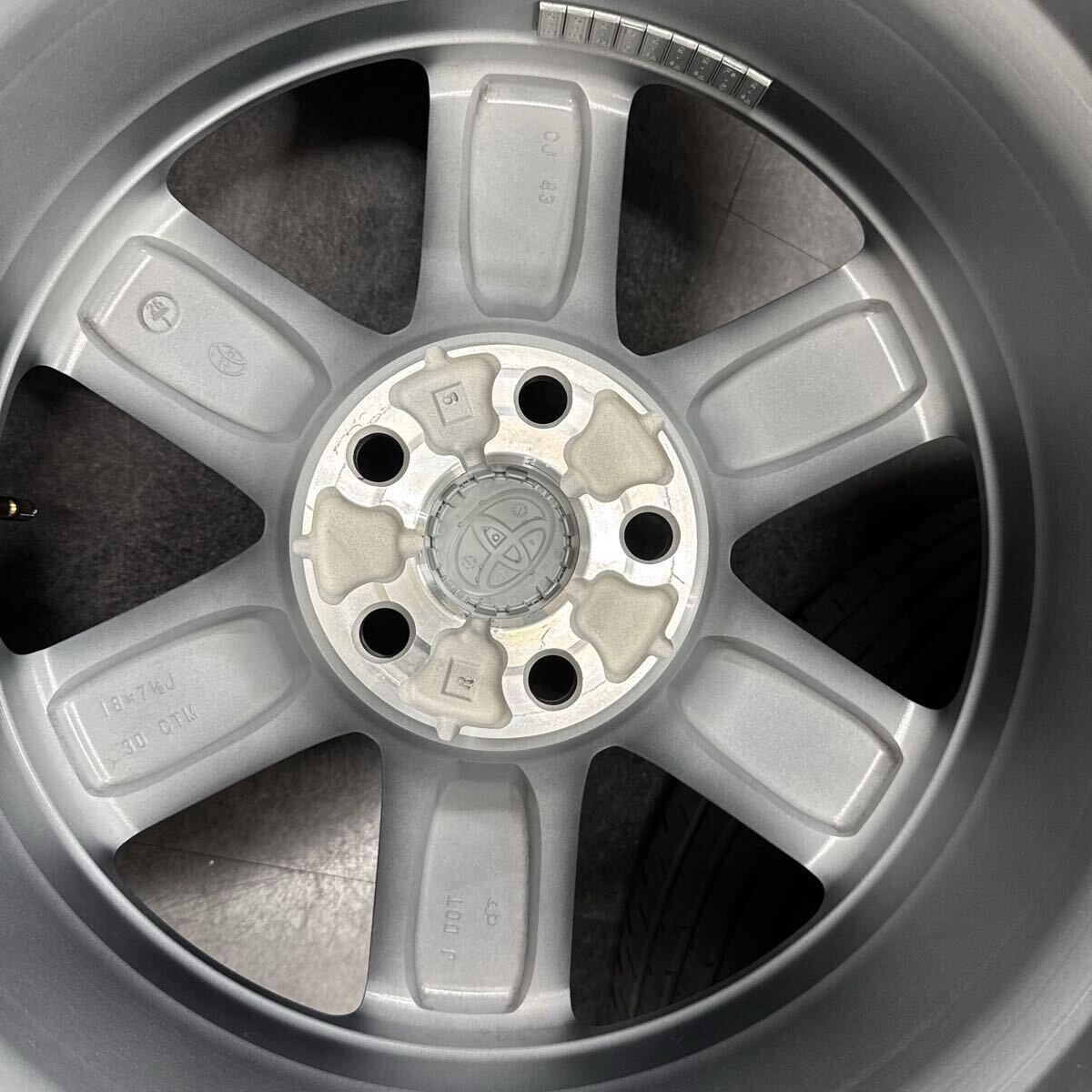 新型RAV4 Adventure（ハイブリッド）AXAN64 純正ホイール タイヤ 4本