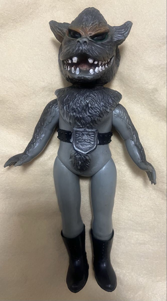 ゆ*じ様 【昭和レトロ】仮面ライダーオオカミ男キャラクターフィギュア　当時物　ソ 70年代 旧バンダイ 仮面ライダー 怪人 実験用狼男 オオカミ男