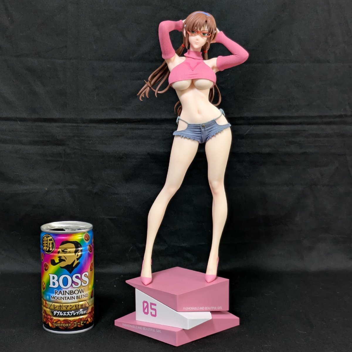 エヴァ 真希波マリ stripe Bikiniフィギュア ◇ エヴァ【 真希波・マリ・イラストリアス】1/6スケール◇ 下乳