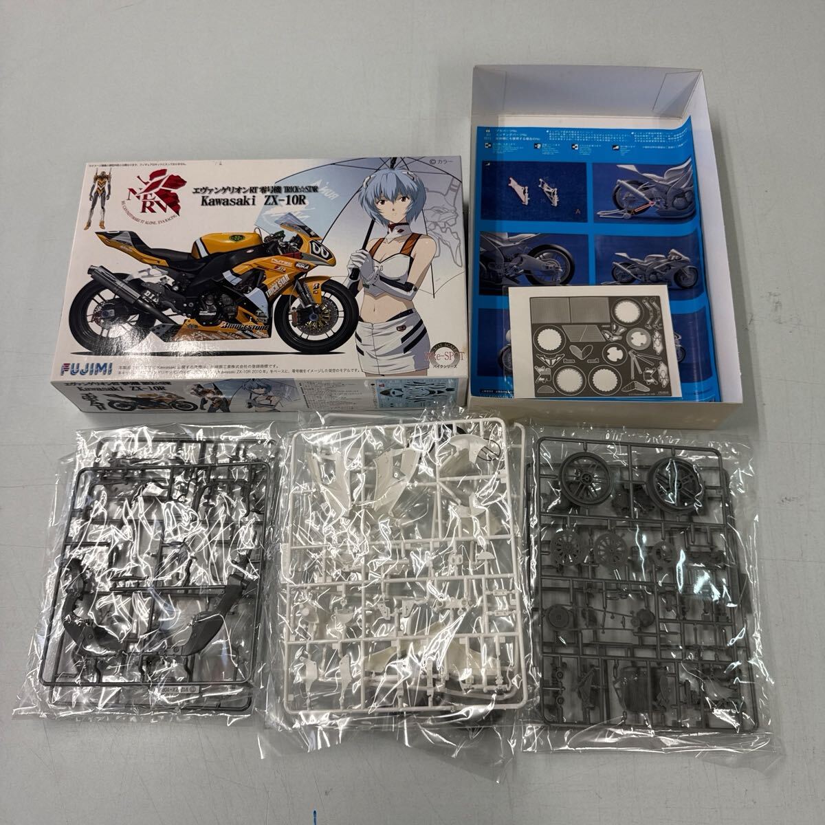 未使用品！フジミ 1/12 エヴァンゲリオンRT 零号機 Kawasaki ZX-10R