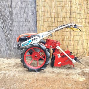 ニプロ 掘り取り機の値段と価格推移は？｜4件の売買データからニプロ