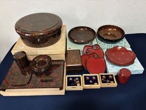 ○ 長期保管品 津軽塗 漆器 漆 茶櫃 重箱 盆 菓子入れ 等 日本