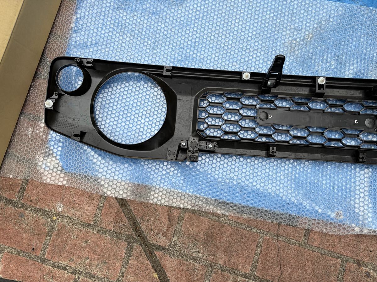ジムニー フロントグリル JB64 スズキ純正 5型 新車オプション外し 黒