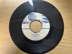112位 Dee's Group / Raymond Harper's Band - You Are Mine / Discipline (Dee’ｓ-FXD 117)