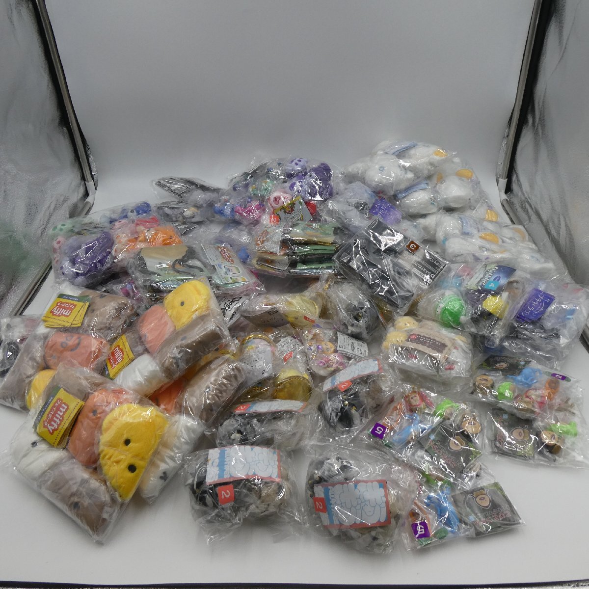 【新品未使用】こびとづかん グッズ大量まとめ売り タオル ガチャ フィギュア こびとづかんの値段と価格推移は？｜150件の売買データからこびとづか