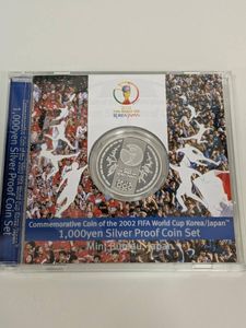 2002FIFAワールドカップ™ 純銀(セット)の中古価格は9,814円｜記念硬貨